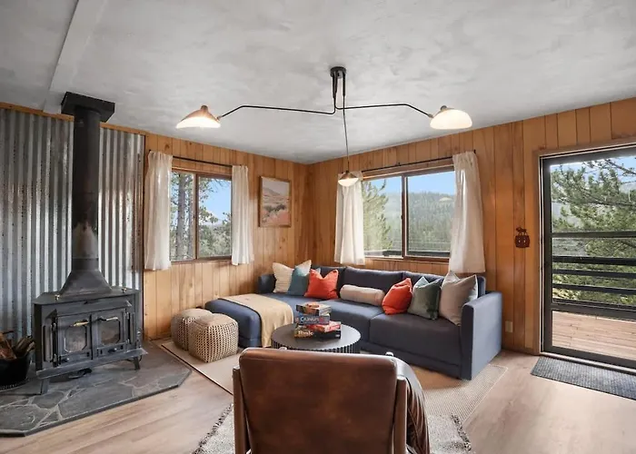 Deerfield Cabin Sauna Stargazing Wildlife Retreat