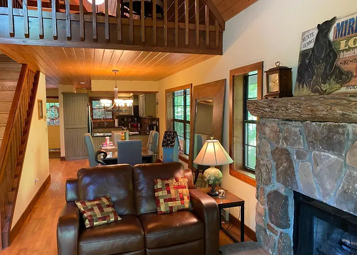Red Top Tree House