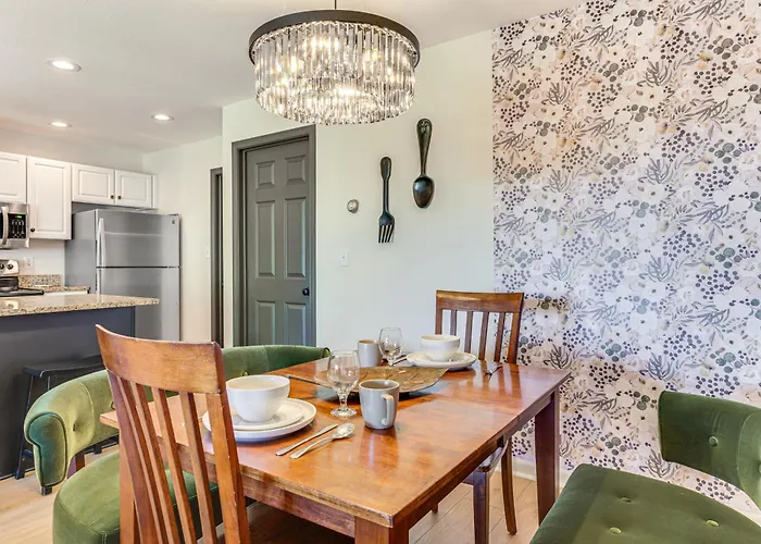 Galena Townhome W/ Indoor Pool Access & Views