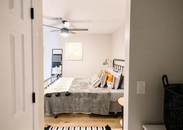 Suite Dreams - Condo For 4