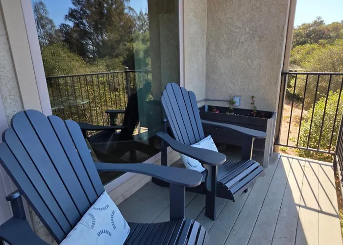 Tranquil Oaks Retreat