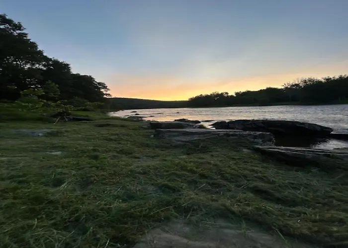 Delaware River Poconos Riverfront Masthope