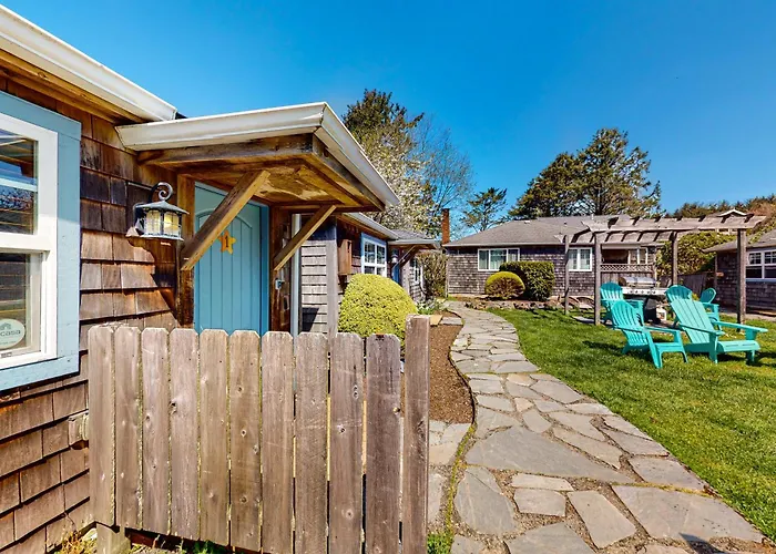 Hidden Villa Cottage #1 - The Nautical Cottage