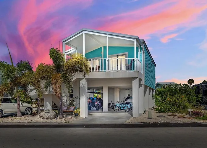 Dolphin Daydreams By Last Key Realty