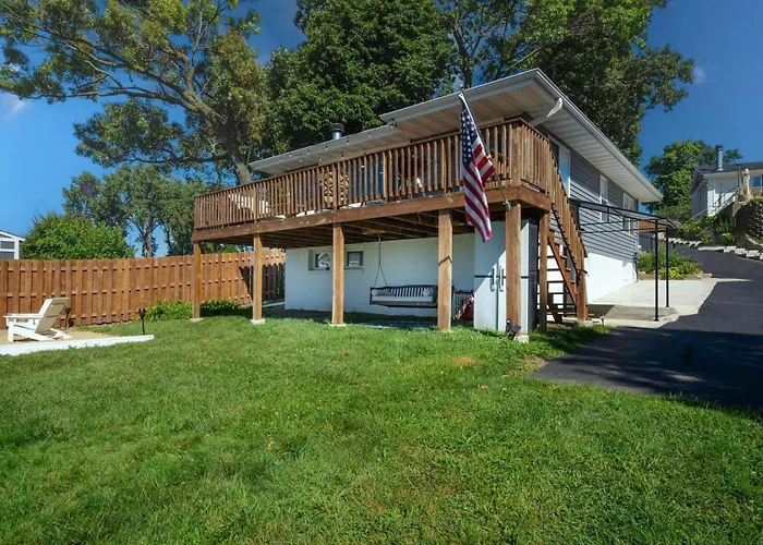 3Bed 2Bath Luxury Lake House On Myers Bay Private Pier Beach Firepit And Deck