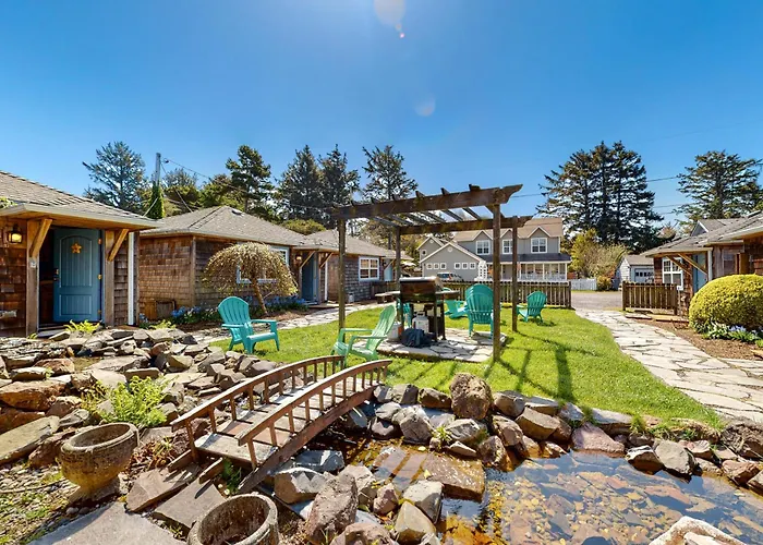 Hidden Villa Cottage #1 - The Nautical Cottage