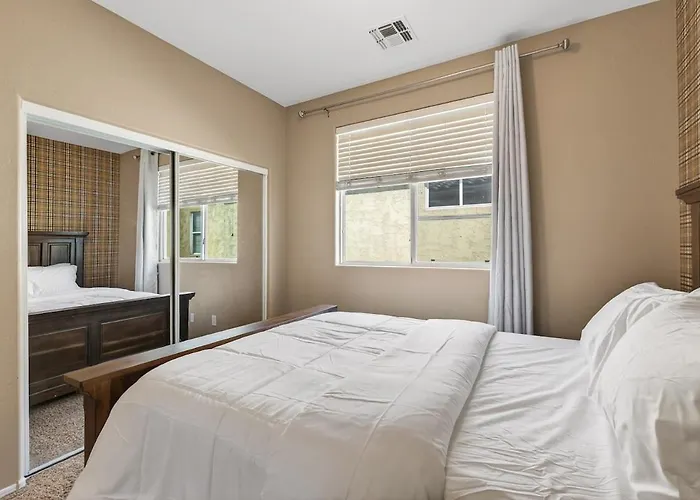 Entire Home Avondale 4Bedroom 3Bathroom