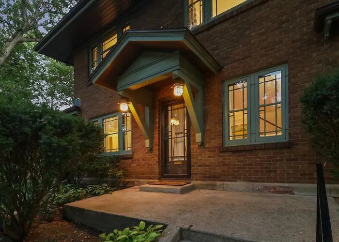 1920S Cottage | Hot Tub | Game Room | Fire Pit