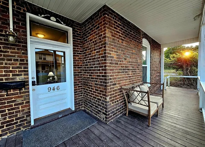 Brickhaven: Bristol'S Landmark 1880S Brick Home