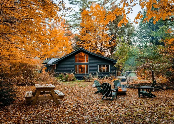 River Ridge Cabin, Clubhouse Included, 2 Units, Forest Setting, River Views, Near Stowe