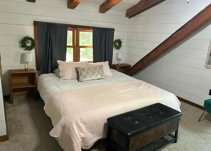 Outdoors Sleeps7 Family Getaway Fun Arcade Villa