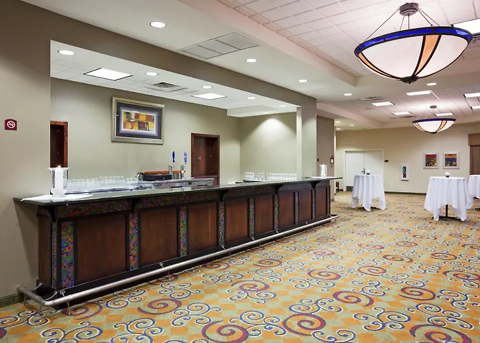 Holiday Inn Conference Center Marshfield By Ihg