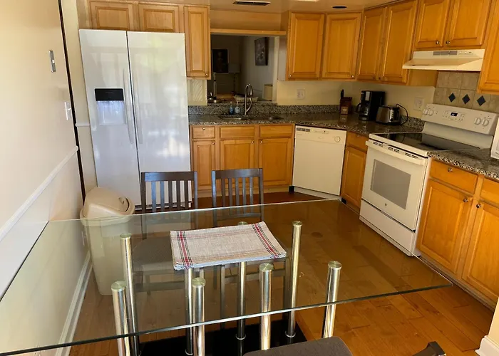 Very Nice 2 Bedroom 2 Bath Condo