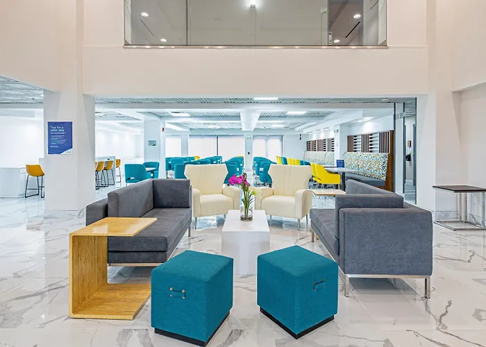 Wingate By Wyndham Atlanta Galleria/ Ballpark