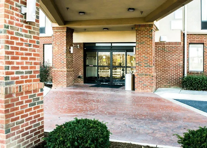 Sleep Inn & Suites Virginia Horse Center