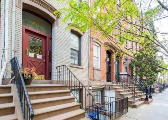 Luxury Couples Retreat - 15 Min To Nyc, Path - Quiet & Stylish Duplex