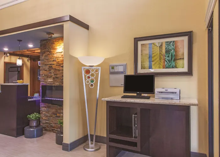 La Quinta By Wyndham Elizabethtown