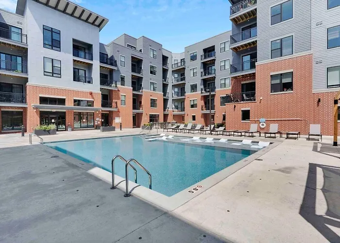 Univ Research Park - Free Underground Parking And Pool