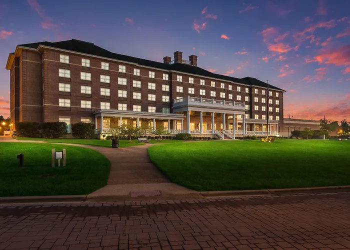 Hilton Garden Inn Suffolk Riverfront