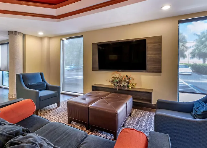 Comfort Suites Fort Pierce I-95