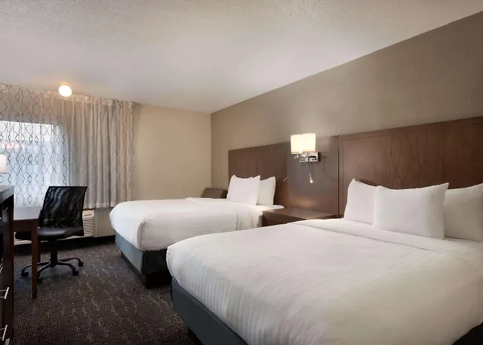 Baymont By Wyndham Des Moines North