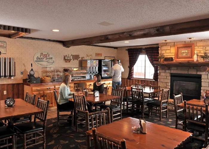 Cedar Creek Hotel Wausau - Rothschild