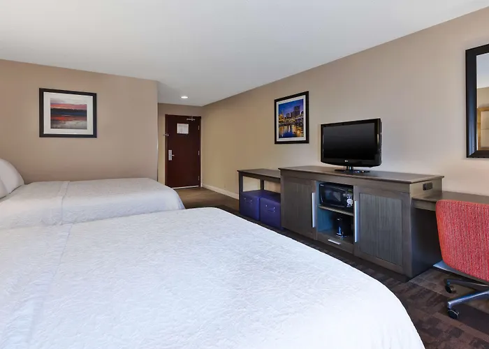 Hampton Inn Waterbury