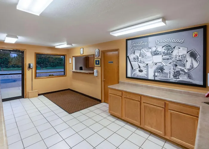 Super 8 By Wyndham Goodland