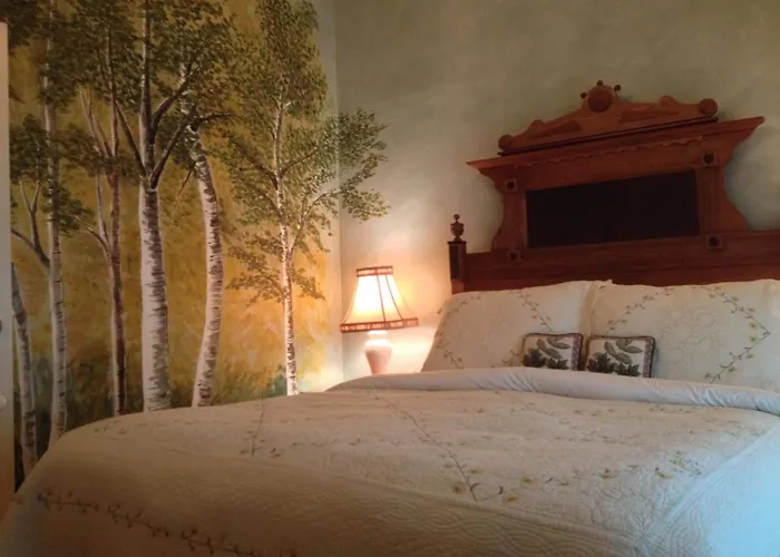 The White House Inn