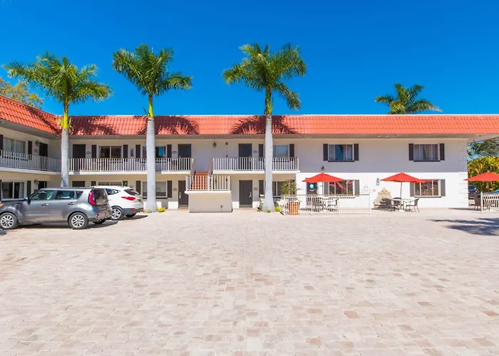 Hibiscus Suites - Sarasota