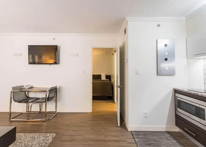 Hibiscus Suites - Sarasota