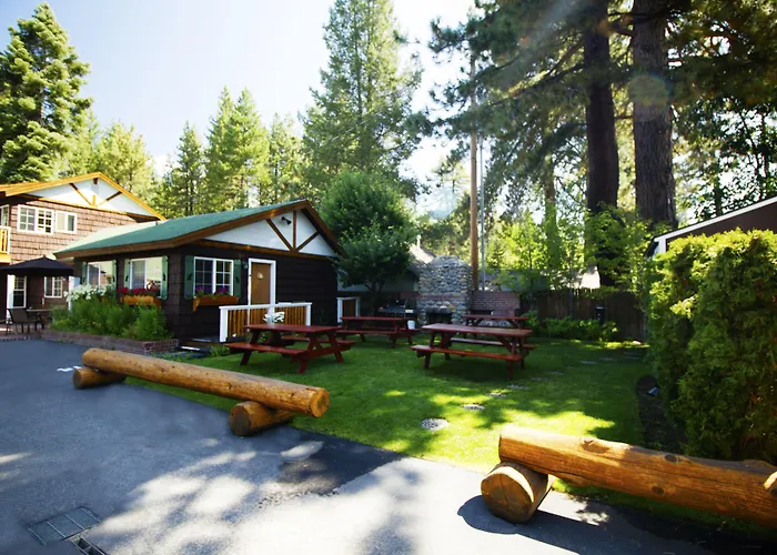Red Wolf Lakeside Lodge