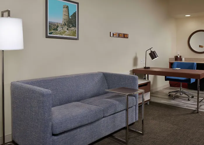 Hampton Inn & Suites Phoenix-Surprise