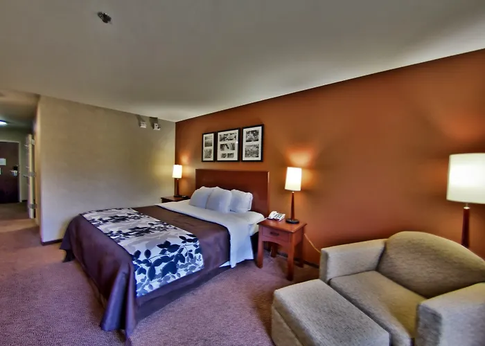 Sleep Inn & Suites Dunmore