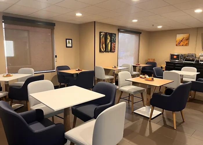 Comfort Suites Louisville Airport