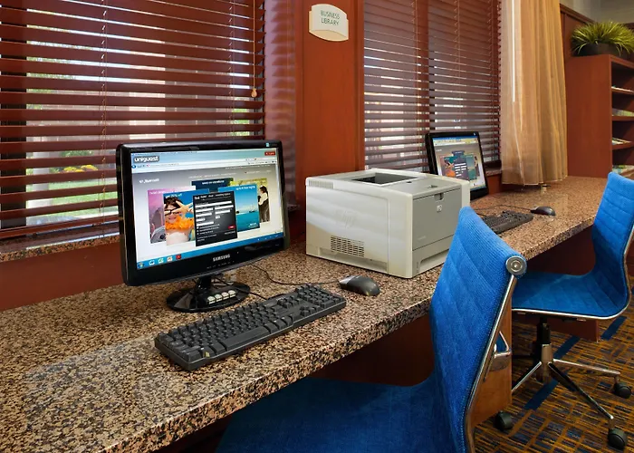 Courtyard By Marriott Columbia