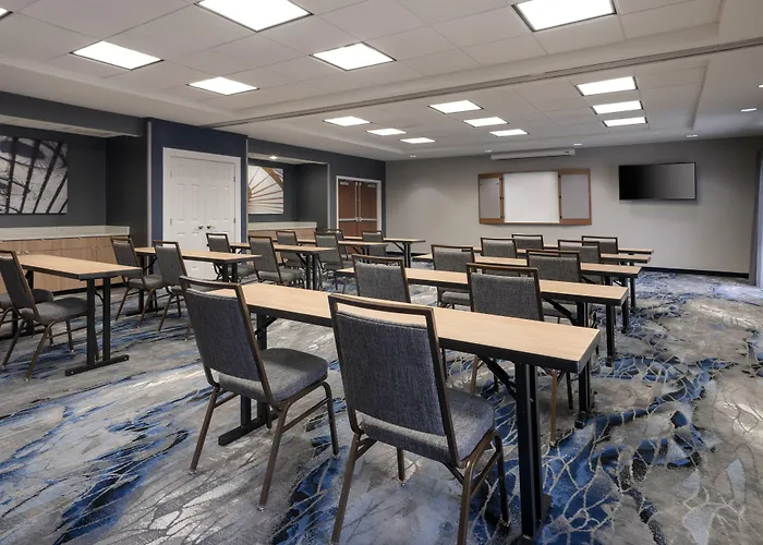 Fairfield Inn&Suites Denton