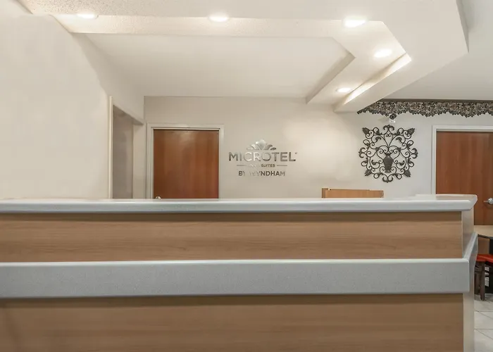 Microtel Inn & Suites By Wyndham Auburn