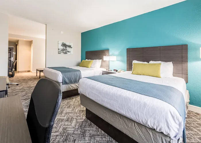Best Western Plus Sebastian Hotel & Suites