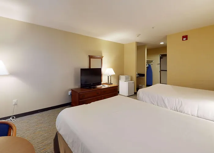 Ramada By Wyndham Strasburg - Shenandoah Valley