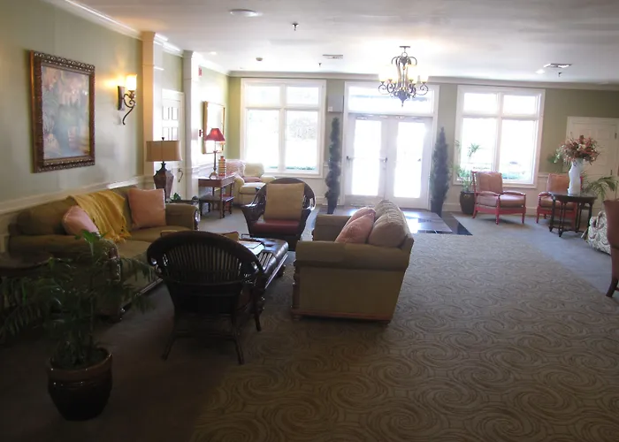 Inn On The Square, An Ascend Collection Hotel
