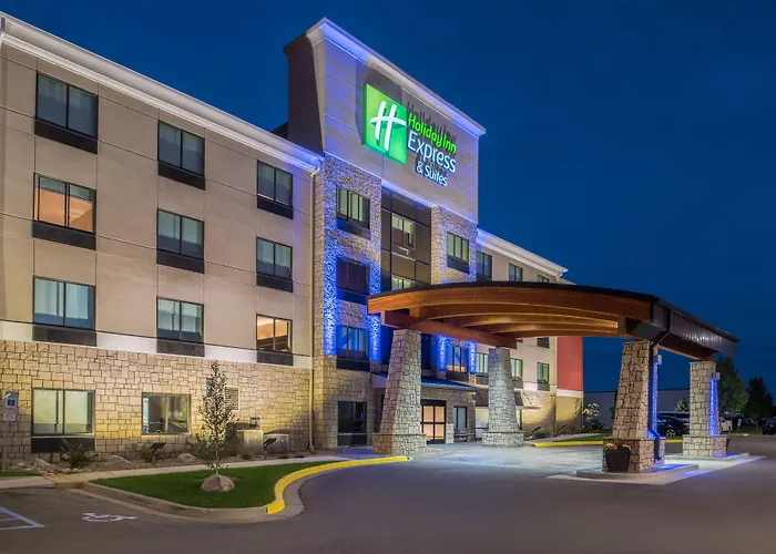 Holiday Inn Express Hotel & Suites Bismarck By Ihg