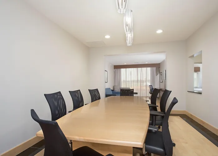Holiday Inn Express & Suites Amarillo By Ihg