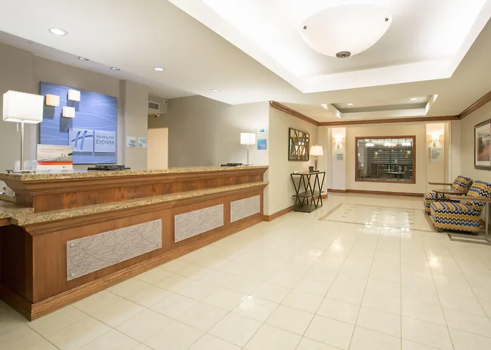 Holiday Inn Express Hotel & Suites Concordia Us 81 By Ihg