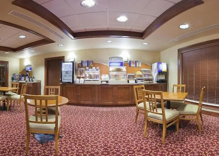 Holiday Inn Express & Suites Greenville By Ihg