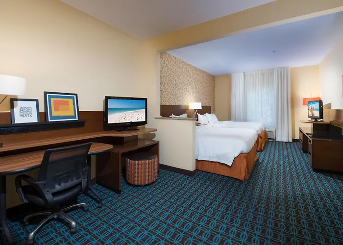 Fairfield Inn & Suites By Marriott Charleston North/Ashley Phosphate