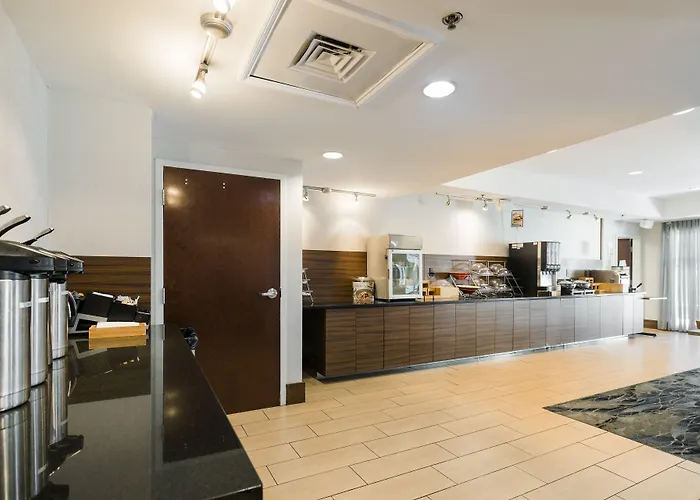Fairfield Inn & Suites By Marriott Charleston North/Ashley Phosphate