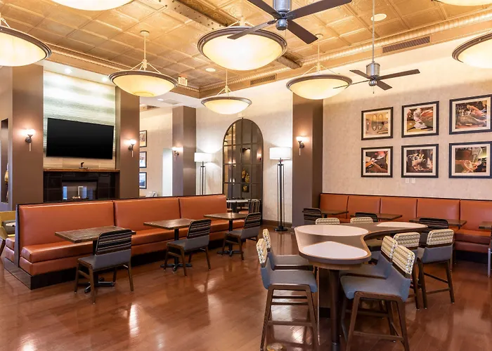 Homewood Suites By Hilton Indianapolis Downtown