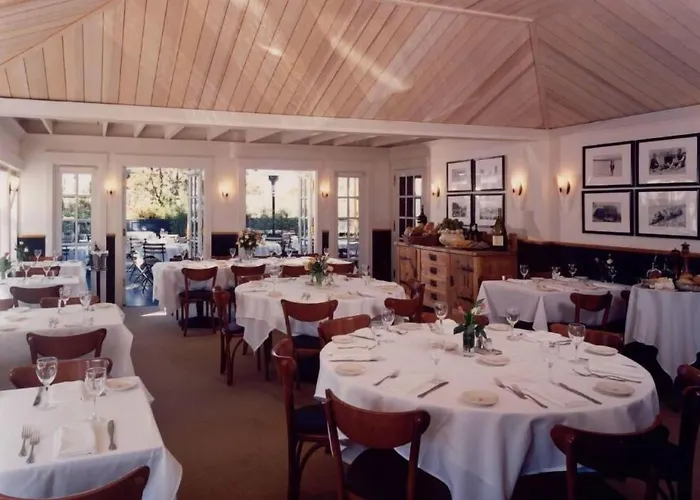 Tally Ho Inn