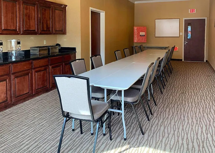 Comfort Suites Texas Ave